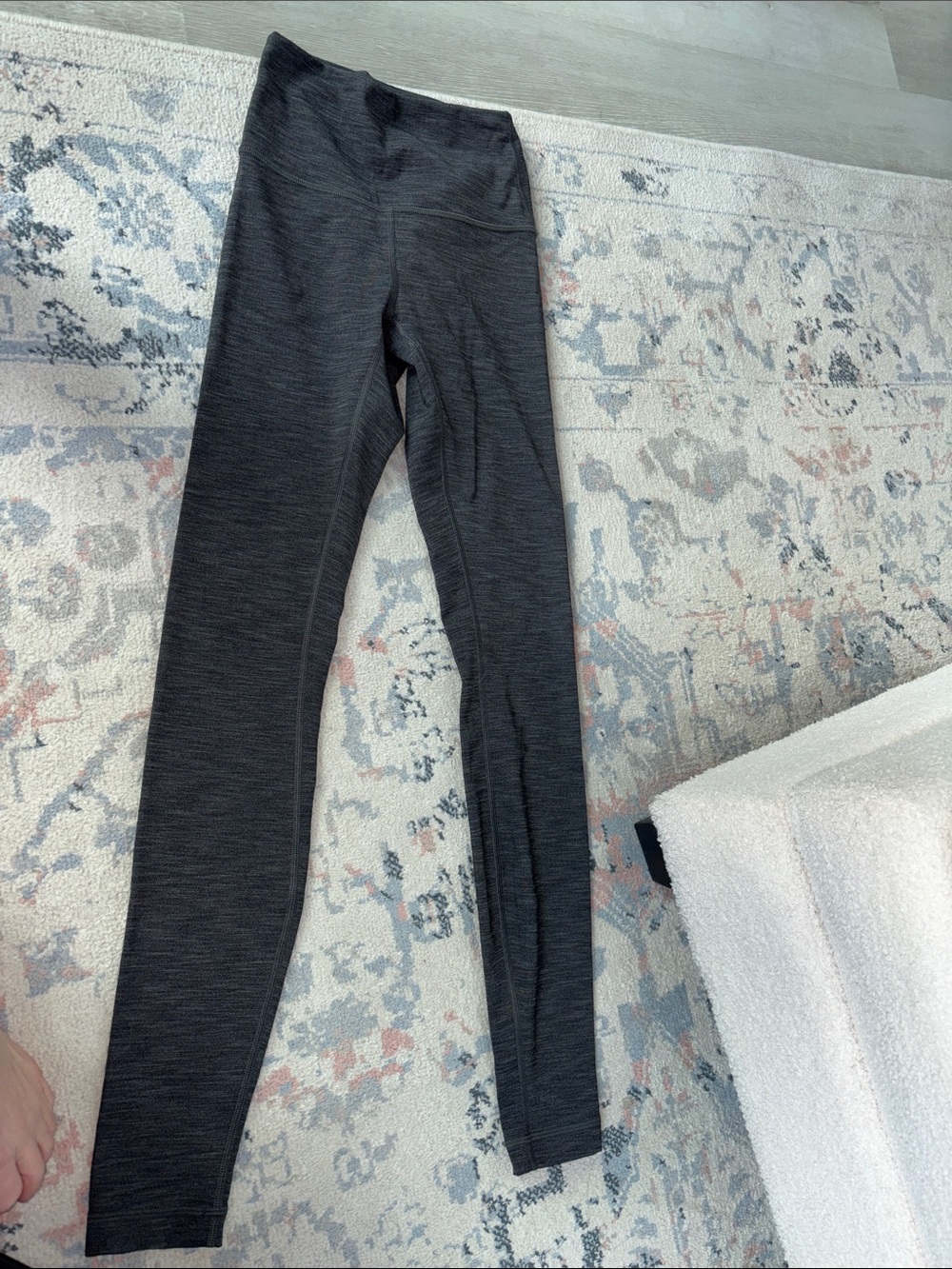 Lululemon Leggings - Dark Charcoal size 2